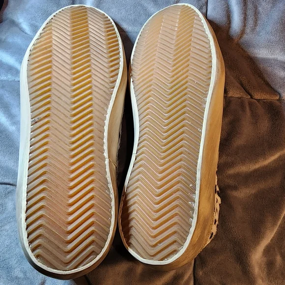 Golden Goose Sneakers - Size 38 - Picture 6 of 8